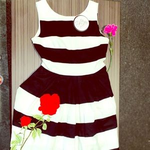 😍❤️Gorgeous Amanda Dolly and Dottie Dress.